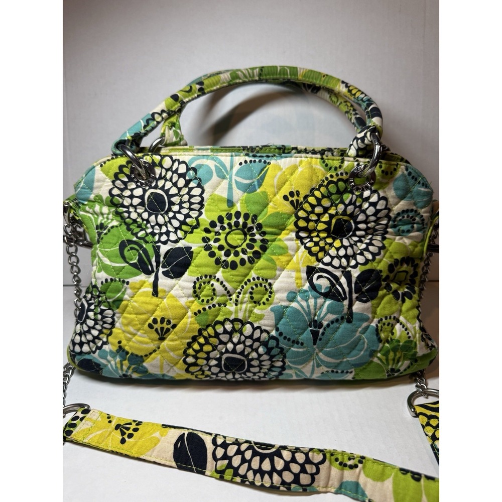 Vera Bradley Chain Shoulder Bag Purse – Lime's Up Retired Print Green‎ Floral